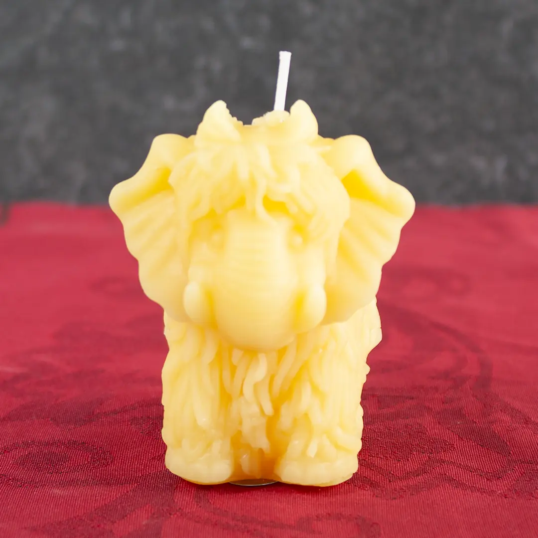Goldgelbe Bienenwachs-Kerze in Form eines süßen Mammuts, 6,5cm Höhe
